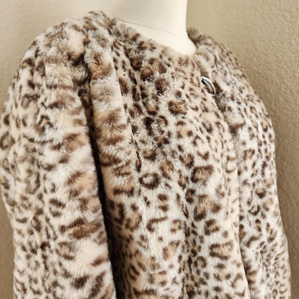 Sebby Collection Faux fur leopard animal print coat jacket. Size L. Nwot - Picture 7 of 13
